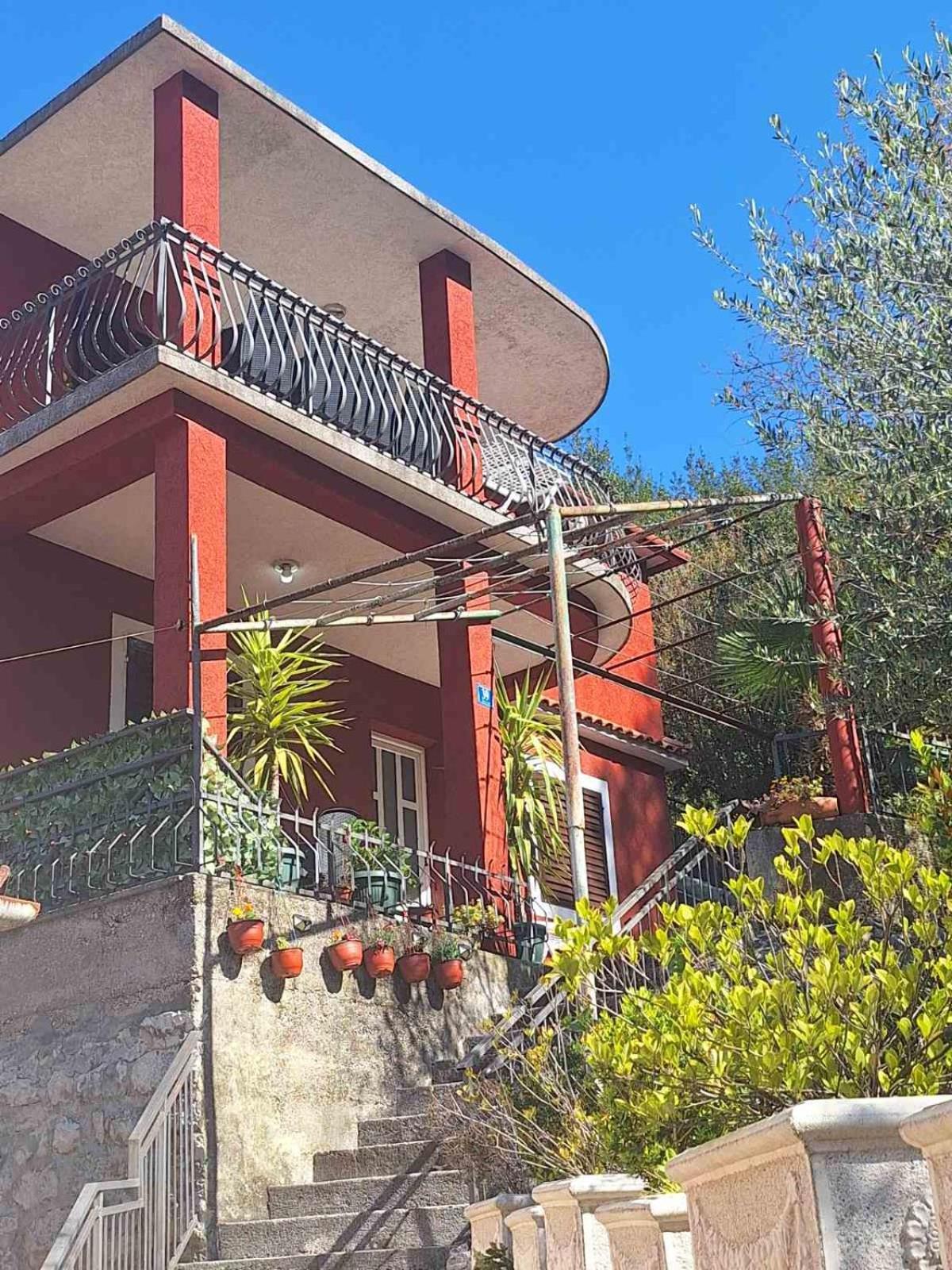 Red House Apartment Kotor Exteriör bild